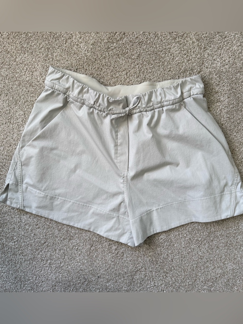 Lululemon Lab Shorts Womens Large Bone Off White Drawstring High Rise